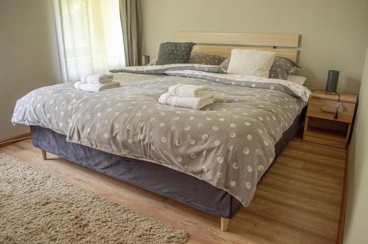 Kohaz Apartman Apartment Veszprem Ngoại thất bức ảnh